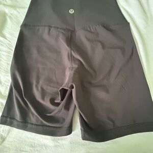 Lululemon Align™ High-Rise Short 4" SIZE 2